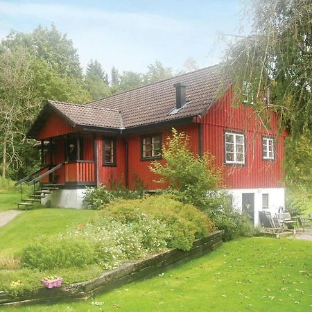 Cozy Home In Uddevalla With Wifi Häljebol Exteriör bild