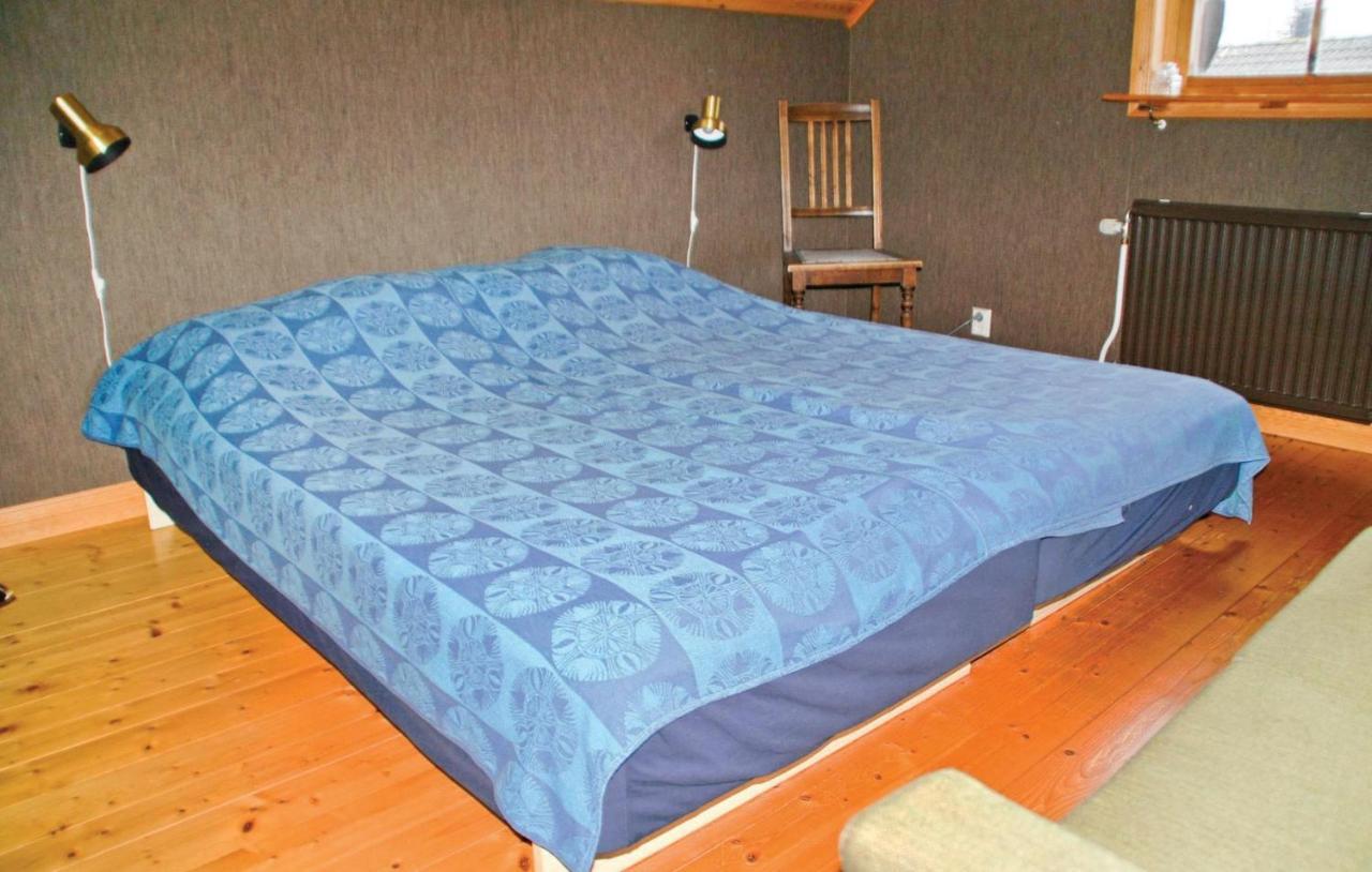 Cozy Home In Uddevalla With Wifi Häljebol Exteriör bild
