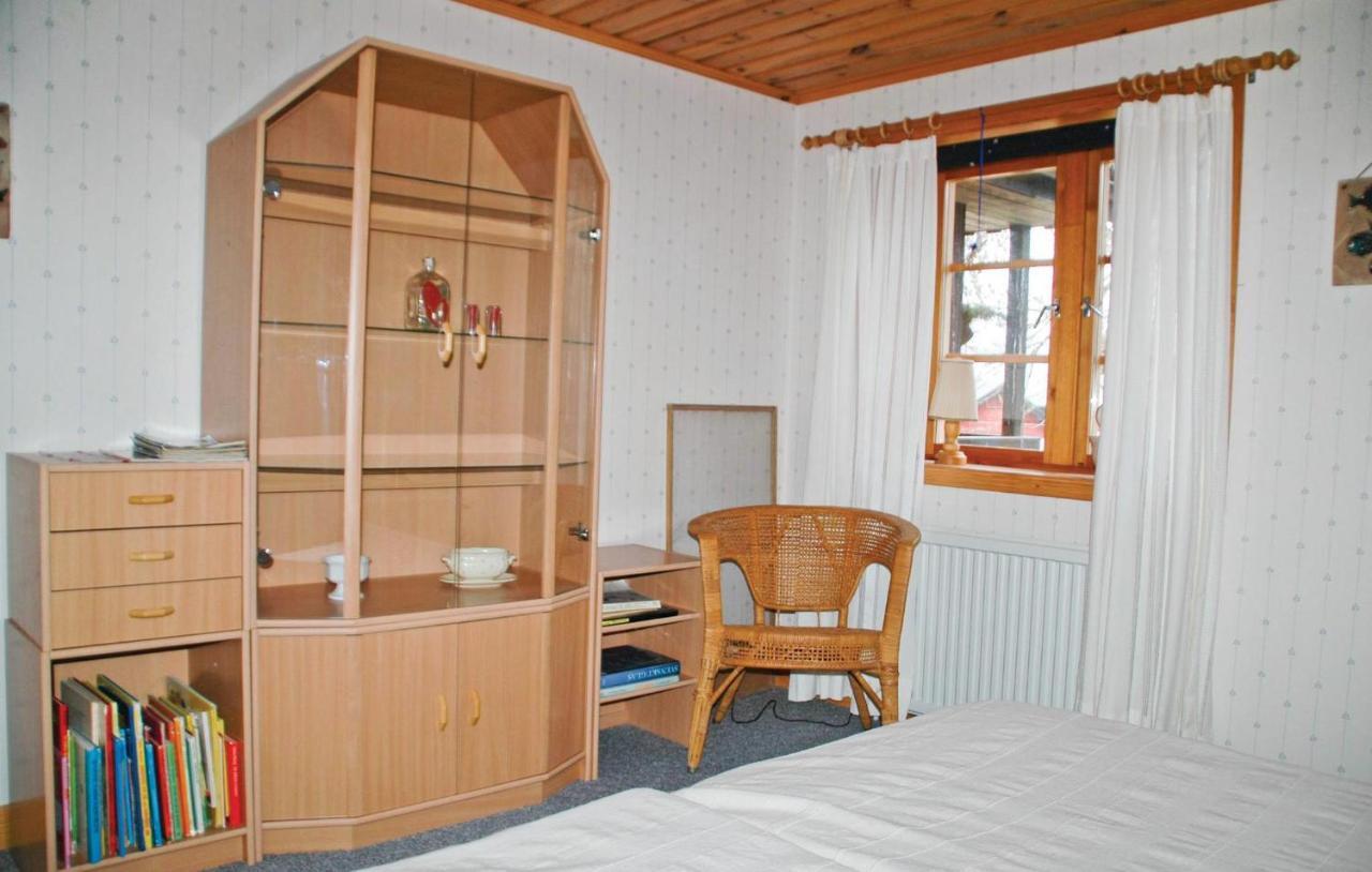 Cozy Home In Uddevalla With Wifi Häljebol Exteriör bild
